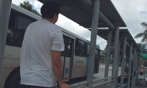 
          Imagem ilustrativa da imagem Criminosos roubam 65 celulares todo dia no ES
          