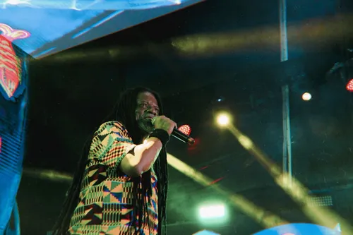 
          Imagem ilustrativa da imagem Depois de levar Chico Science ao Marco Zero, Recife terá show de drones no céu
          