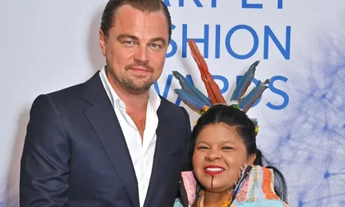 
          Imagem ilustrativa da imagem DiCaprio exalta o enredo do Salgueiro no Carnaval 2024, em defesa do povo Yanomami
          
