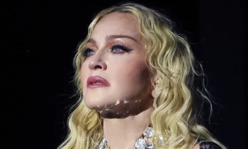 
          Imagem ilustrativa da imagem “É um milagre eu estar aqui agora”, diz Madonna
          