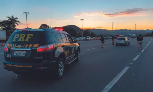 
          Imagem ilustrativa da imagem ES tem 111 flagrados por ultrapassagem proibida no feriadão
          