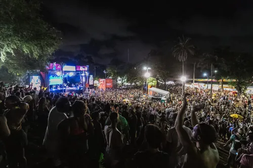 
          Imagem ilustrativa da imagem Em Olinda, sete polos animam esta segunda-feira de Carnaval
          