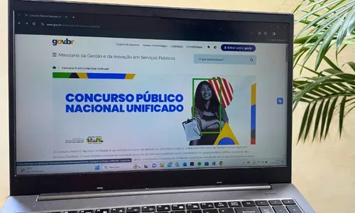 
          Imagem ilustrativa da imagem Em uma semana, concurso unificado registrou um milhão de inscritos
          