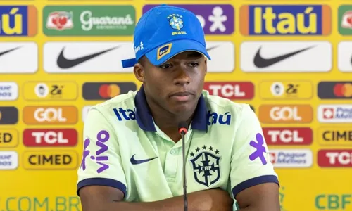 
          Imagem ilustrativa da imagem Endrick e John Kennedy lideram equipe Pré-Olímpica
          