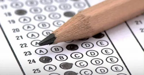 
          Imagem ilustrativa da imagem "Enem dos Concursos" encerra inscrições com 2,65 milhões de candidatos
          