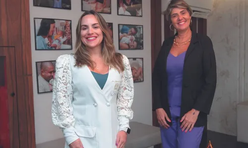 
          Imagem ilustrativa da imagem Enfermeira e médica deixam desfile das escolas de samba para fazer parto
          