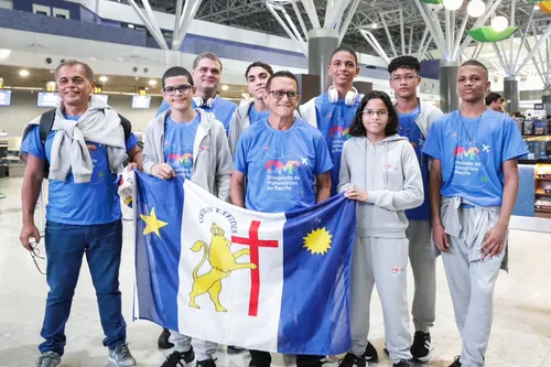 
          Imagem ilustrativa da imagem Estudantes premiados na Olimpíada de Matemática do Recife vão para os EUA
          