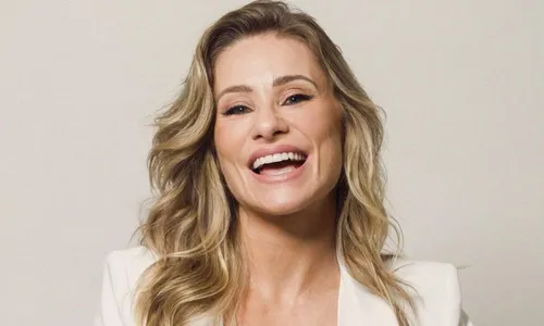 
          Imagem ilustrativa da imagem Ex-paquita é nova 'sogra' de Sabrina Sato; conheça Giselle Prattes
          