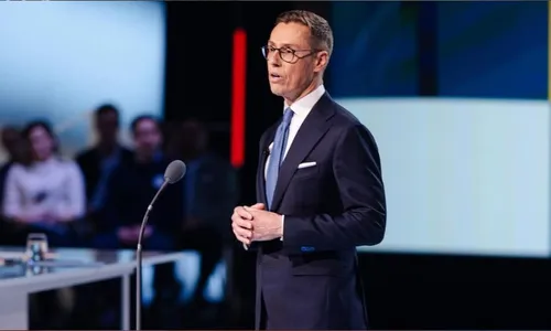 
          Imagem ilustrativa da imagem Ex-primeiro-ministro da Finlândia Alexander Stubb vence 1º turno das eleições
          