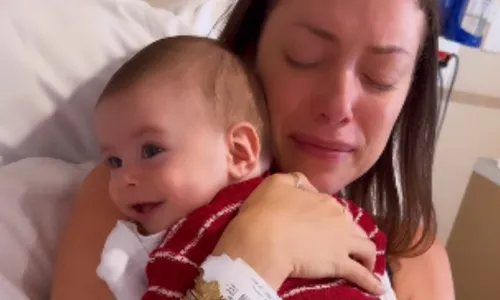 
          Imagem ilustrativa da imagem Fabiana Justus mostra vídeo do dia que recebeu diagnóstico de leucemia
          