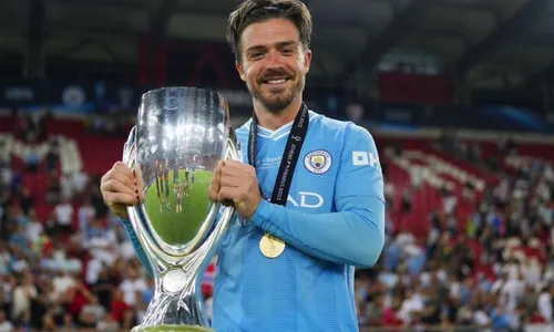 
          Imagem ilustrativa da imagem Família de Grealish não foi ferida durante assalto, diz Guardiola
          