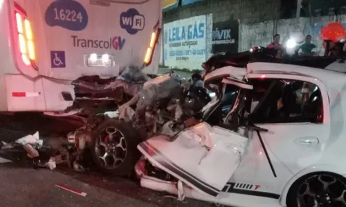 
          Imagem ilustrativa da imagem Fisiculturista morre e mais duas pessoas ficam feridas em grave acidente na Serra
          