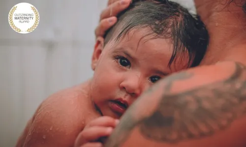 
          Imagem ilustrativa da imagem Fotógrafa do ES conquista prêmio internacional com foto de bebê
          