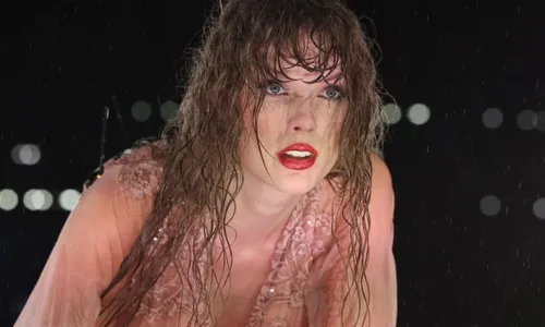 
          Imagem ilustrativa da imagem Fotos falsas de Taylor Swift, feitas com inteligência artificial, causam revolta
          