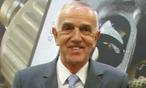 
          Imagem ilustrativa da imagem Gaston Glock, criador da pistola Glock, morre aos 94 anos
          