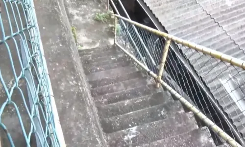 
          Imagem ilustrativa da imagem Genro é suspeito de esfaquear sogro em Vitória
          