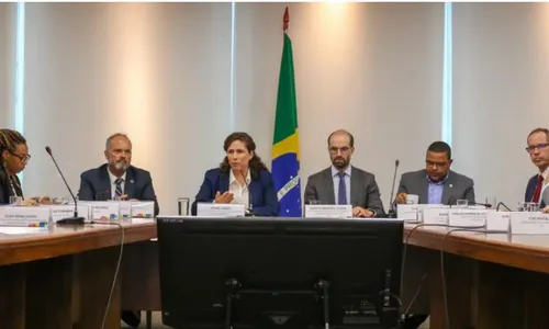 
          Imagem ilustrativa da imagem Governo Federal diz que quer Enem dos Concursos com a cara do Brasil: veja detalhes
          