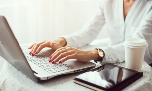 
          Imagem ilustrativa da imagem Home office: aumentam as buscas por trabalho sem sair de casa no país
          