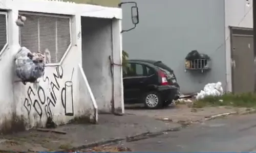 
          Imagem ilustrativa da imagem Homem é suspeito de matar o sogro a facadas na Serra
          