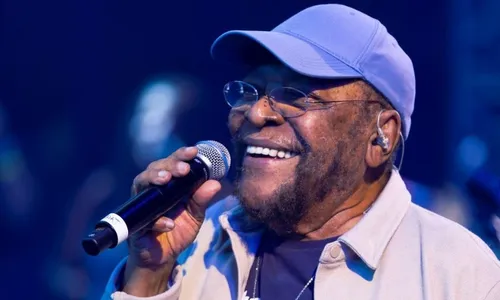 
          Imagem ilustrativa da imagem INSS corta aposentadoria de Martinho da Vila por falta de prova de vida; entenda
          