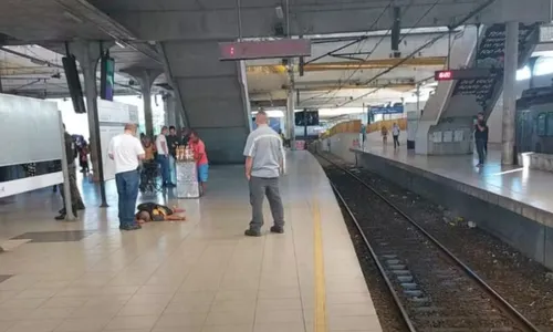 
          Imagem ilustrativa da imagem Idoso perde a vida após incidente em escada rolante no Metrô do Recife
          