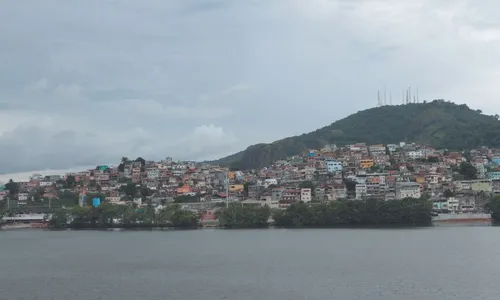 
          Imagem ilustrativa da imagem Imóveis em 76 bairros vão ser regularizados por prefeituras no ES
          