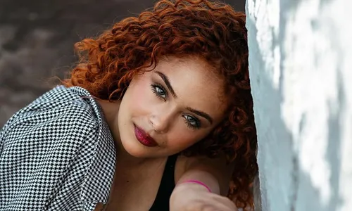 
          Imagem ilustrativa da imagem Influencer de 21 anos morre em acidente no Sul do ES
          