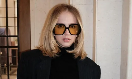 
          Imagem ilustrativa da imagem Influenciadora Isabella Scherer revela ter "alergia psicológica", entenda
          