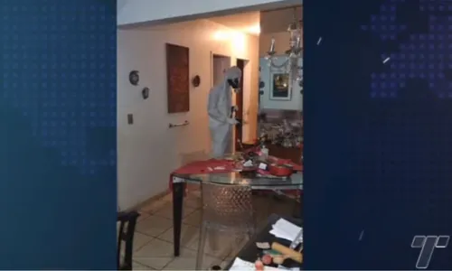 
          Imagem ilustrativa da imagem Irmãs idosas encontradas mortas em apartamento caótico em Boa Viagem
          