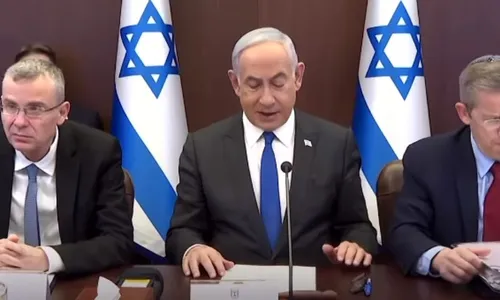 
          Imagem ilustrativa da imagem Israel ameaça invadir Rafah até o Ramadã se reféns não forem libertados pelo Hamas
          