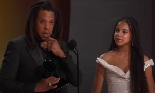 
          Imagem ilustrativa da imagem Jay-Z critica premiação do Grammy e cobra reconhecimento a Beyoncé
          