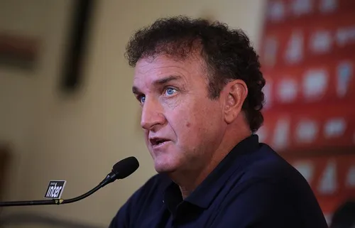 
          Imagem ilustrativa da imagem Justiça da Suíça descobre que vítima de estupro do Caso Cuca morreu em 2002
          