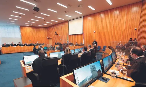 
          Imagem ilustrativa da imagem Justiça libera justa causa para empregado que rejeita vacina
          