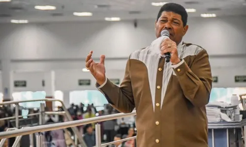 
          Imagem ilustrativa da imagem Justiça penhora R$ 466 mil da conta de igreja do pastor Valdemiro Santiago
          