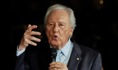 
          Imagem ilustrativa da imagem Lewandowski chega em Mossoró para acompanhar busca por fugitivos de presídio
          