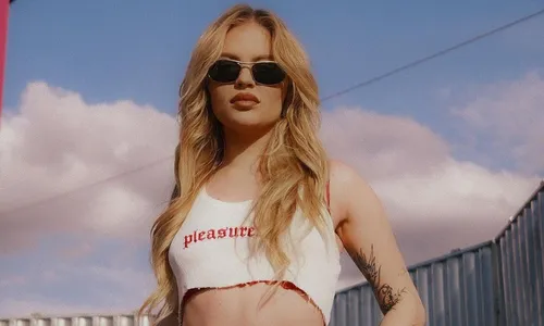 
          Imagem ilustrativa da imagem Luísa Sonza receberá prêmio internacional da revista 'Billboard'; saiba qual
          