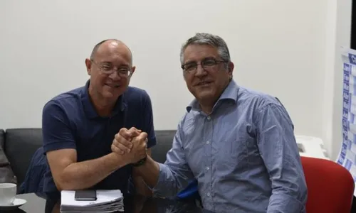 
          Imagem ilustrativa da imagem Lula quer marcar grande evento com evangélicos em fevereiro
          