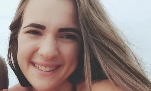 
          Imagem ilustrativa da imagem Mãe de mulher morta na frente das filhas no ES faz desabafo: "Quero ele preso"
          