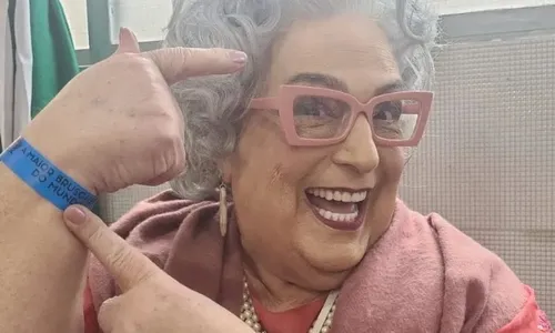 
          Imagem ilustrativa da imagem Mamma Bruschetta é internada em UTI de hospital em São Paulo
          