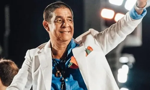 
          Imagem ilustrativa da imagem Marmita, jogo do bicho, chamego com os netos: uma tarde com Zeca Pagodinho
          