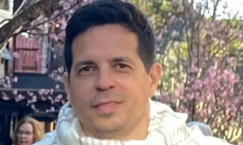 
          Imagem ilustrativa da imagem Médico do ES baleado no Rio fala sobre recuperação em CTI: "Nasci de novo"
          