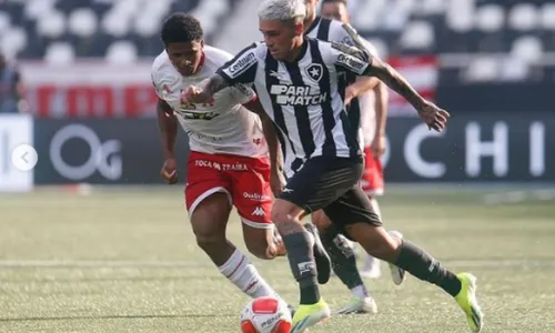 
          Imagem ilustrativa da imagem Minhas impressões
          