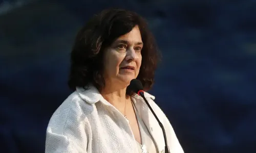 
          Imagem ilustrativa da imagem Ministra da Saúde alerta sobre surtos de dengue no país e pede mobilização nacional
          