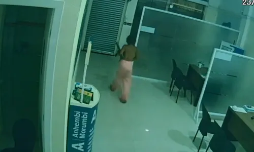 
          Imagem ilustrativa da imagem Mulher é presa após cometer mais de 20 furtos em Vila Velha
          