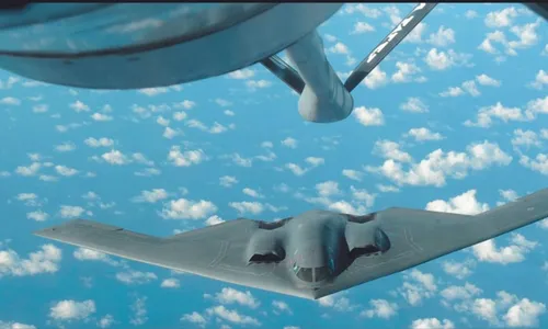 
          Imagem ilustrativa da imagem Mundo bate recorde em gastos militares
          