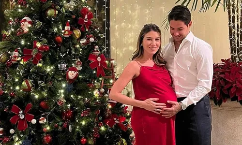 
          Imagem ilustrativa da imagem Nasce primeiro filho de Rebeca Abravanel e Alexandre Pato
          