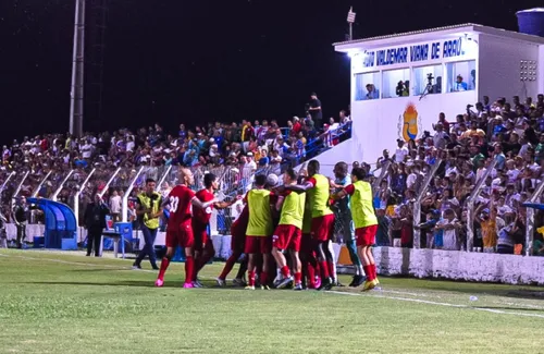 
          Imagem ilustrativa da imagem Náutico vence Afogados por 1x0 e permanece com 100% de aproveitamento
          