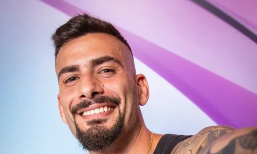 
          Imagem ilustrativa da imagem Nizam, do BBB 24, revela que infartou aos 28 anos
          
