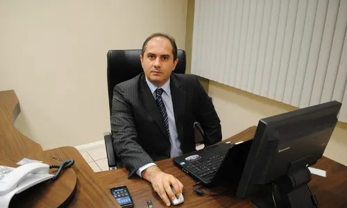 
          Imagem ilustrativa da imagem Novo aplicativo para fazer carteira de identidade, CNH e marcar consultas
          