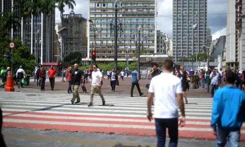 
          Imagem ilustrativa da imagem Número de brasileiros que se declaram pardos supera pela 1ª vez o de brancos
          